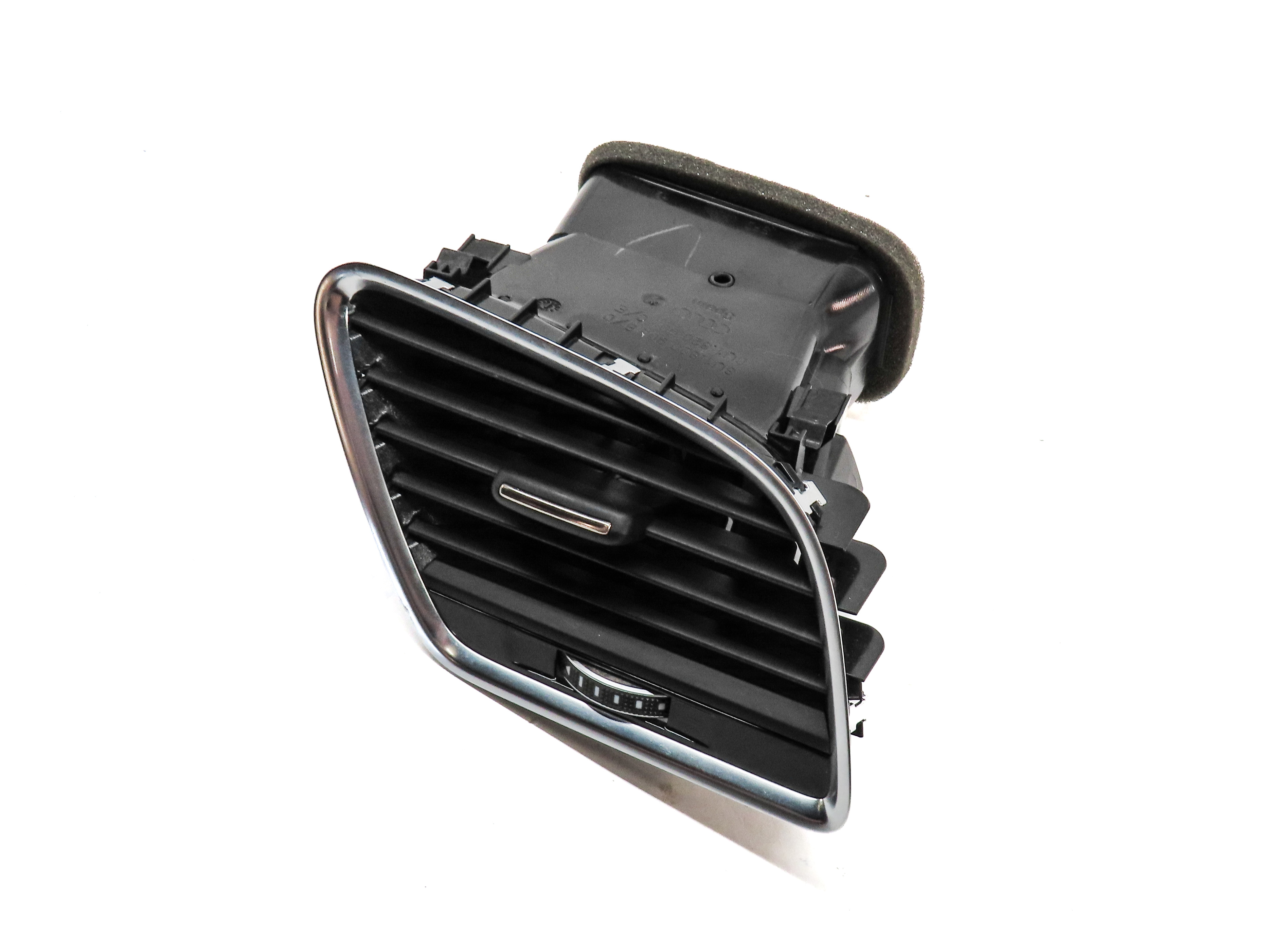 2016 AUDI Q3 (8U) FRONT RIGHT PASSENGER OUTER DASH HEATER A/C AIR VENT — exact item pictured
